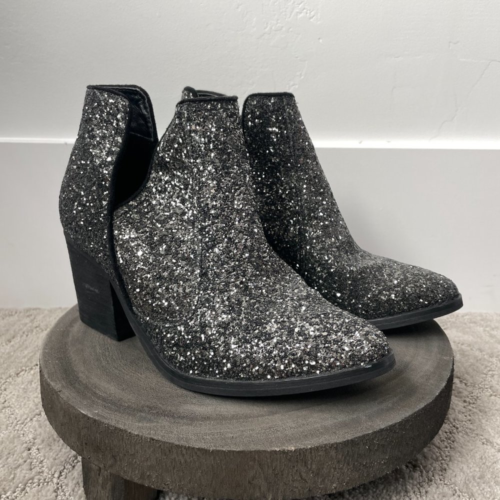 Not Rated Fiera Black Glitter Booties